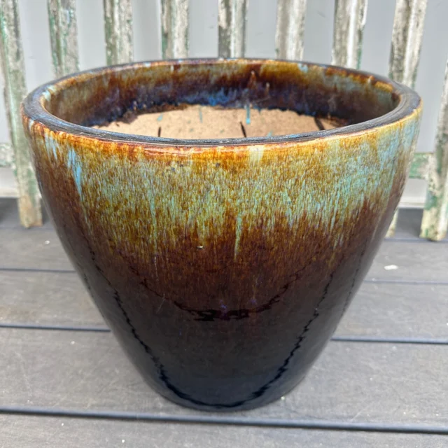 The sun is OUT and therefore y'all need planters and pots for your patio, front stoop, and backyard. Check out this nice little selection of colorful ceramic and glazed pots for your potted plant needs!Slide 1Large Black, Brown and Blue Glazed Pottery PlanterMeasures 16.5" diameter, 15"HKenmoreID: 94445$145Link: https://ewsalvage.com/inventory/?item=94445-large_black,_brown_and_blue_glazed_pottery_planterSlide 2Large Blue and Black Glazed Outdoor PotMeasures 18" x 16.5" wide, 14.5"HKenmoreID: 94441$130Link: https://ewsalvage.com/inventory/?item=94441-large_blue_and_black_glazed_outdoor_potSlide 3Brown Ceramic Pot Measures 13" diameter x 11"HKenmoreID: 94432$65Link: https://ewsalvage.com/inventory/?item=94432-brown_ceramic_pot_13_x_13Slide 4 Lime Green Ceramic PotMeasures 9.75" diameter, 6.5"HKenmoreID: 94337$20Link: https://ewsalvage.com/inventory/?item=94337-lime_green_ceramic_pot_9.75x_9.75Slide 5Decorative Ceramic Pot Measures 12" diameter, 13"HKenmoreID: 94338$80Link: https://ewsalvage.com/inventory/?item=94338-decorative_ceramic_pot_12_x_12#Planter #Pots #Pot #Spring #Flowers #Patio #Porch #FrontPorch #FrontStoop #StoopLife #Backyard #HomeandGarden #Yard #Summer #Sun #PNW #Gardening #Garden #Kenmore #Seattle #Tacoma #Aberdeen #Earthwise #Salvage